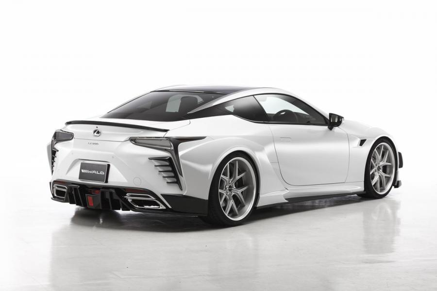  Lexus LC500 by Wald 2017 года  (фото 4 из 16)